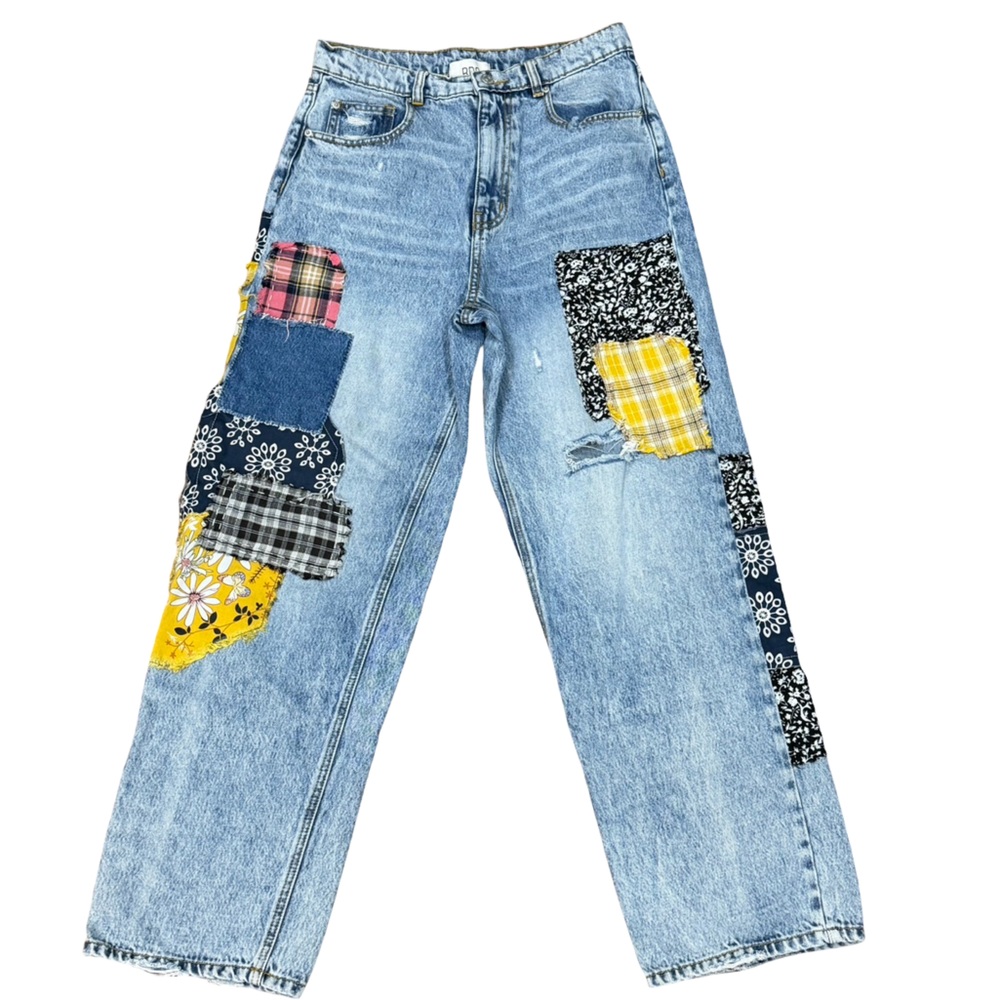 ✨ BDG x Urban Renewal Remade Patchwork High-Rise Baggy Jeans Size 29 - Picture 2 of 14